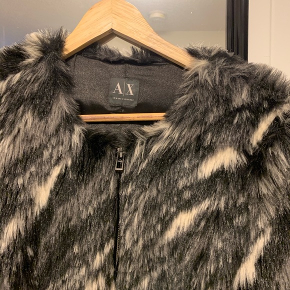 Armani exchange faux fur coat - Picture 3 of 4